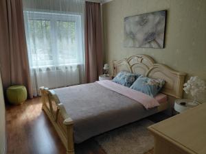 Welcome home Taikos 72V-22