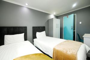 61 on Wale Backpackers