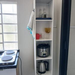 Comfortable kitnet, air-conditioning, 5 minutes from SJC