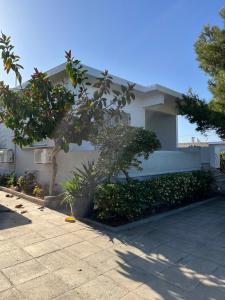 Sea View Beach House near Athens Airport