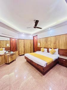 Hotel Satwah Palace 10 Minute Away Distance Nizamuddin Railway Station