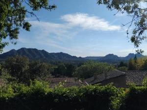 Maisons de vacances Maison de village renovee au pied des alpilles : photos des chambres