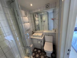 Centrally located studio flat in SW1