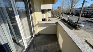 Evo Moonlight by the sea