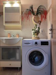 Kamara Cottage - Traditional Stone House