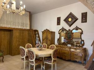 Kamara Cottage - Traditional Stone House