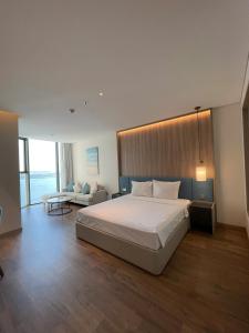 Căn hộ Studio view biển ks A La Carte Hạ Long