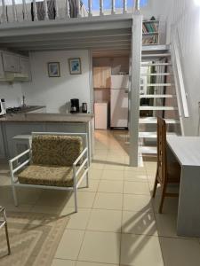 Beach house wing in kerkennah island. Fully equipped place for 4 guests and peaceful relaxing stay. Calm sea and beautiful sun rise that can be enjoyed straight on the beach or from the house terrace.