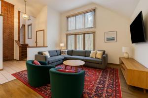 Mountain Mojo Luxe Cabin Vibes