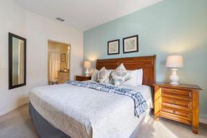 Outstanding 4 bdr near Disney 16108