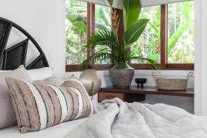 Tranquil Byron Bay Villa, Hinterland views - Vue 3