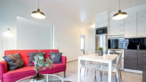 Convenient Apartment for 4 with Sauna