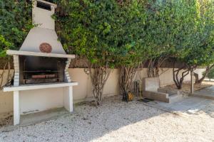 Villa Coralia - Coastal Comfort near Beach & Restaurants