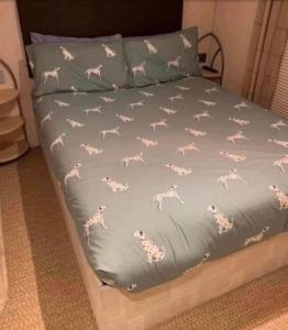 Robins Nest Oakdene Forest Park