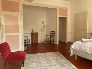B&B / Chambres d'hotes Sur les Ailes du Papillon-La Suite : photos des chambres