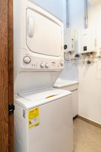 Ll 203 4BR 4Bath Apartment close to lleras park - Poblado - Medellín