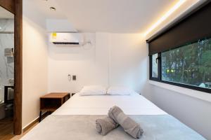 Ll 203 4BR 4Bath Apartment close to lleras park - Poblado - Medellín