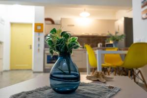 Sunny View Suites Mamaia by Moonlight Apartments