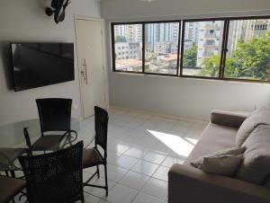 BOA VIAGEM PROX AO MAR