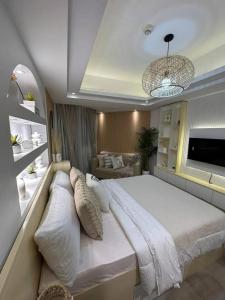 SM Bicutan Condotel by Blue