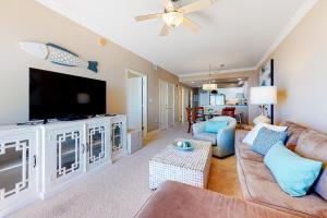 Crystal Shores 902