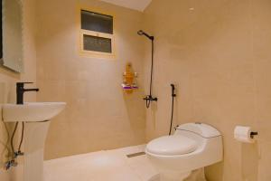 شقة بغرفتين نوم وصالة قرب البوليفارد