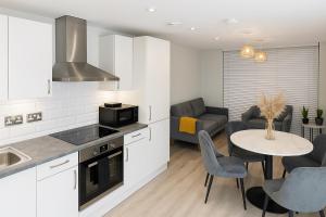 Luxurious flat in Birmingham City - King Size Bed - HD TV