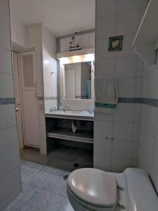 Apartamento en Edificio Los Sauces, Costa Azul