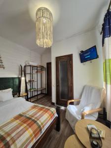 Захарова Оселя БАСЕЙН на території є Чан - Джакузі