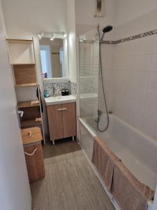 Appartements Superbe appartement en residence avec piscine : photos des chambres