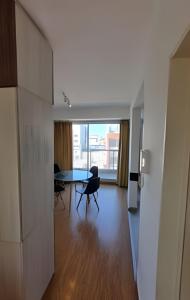 Luminoso en último piso. Con laundry, parrilla y pileta