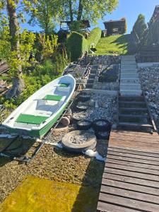 Fuleda Folwark domek nad jeziorem Dobskim