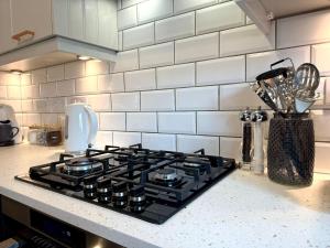 3 bedroom spacious Home in Hampton Water -Peterborough