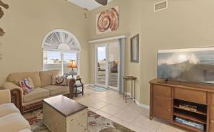 2305 Amazing Oceanview Penthouse