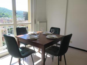 House of Jane-2 Free PRIVATE Parkings -