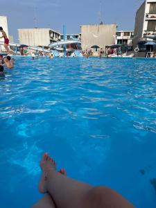 Perla Sikula Etna Pool Sea