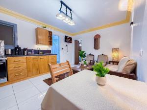 Downtown Oasis Stylish 1BR Near Tahrir Sq