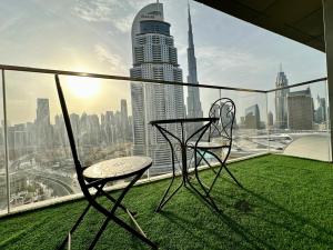 King 2BR With Burj Khalifa View In Boulevard Point