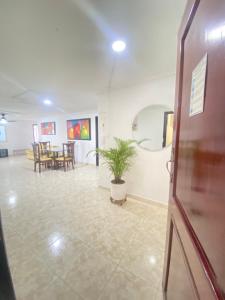 Apartamento amplio frente al mar rodadero