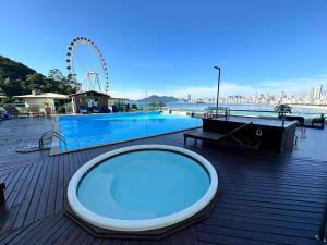 Apartamento frente mar