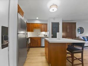 17 Sweet Ski-In Ski-Out Snowflower Studio by SkyRun Park City