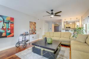 4 Mi to Stone Mountain: Retreat w Office!