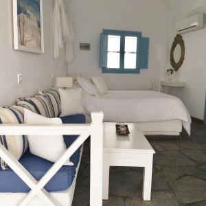 Langas Villas Santorini Greece