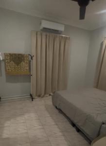 Tanah Embah RumahLima melayu sahaja