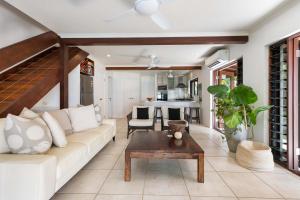 The Beach Villa on Newell Beach