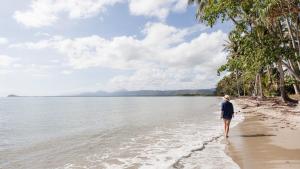 The Beach Villa on Newell Beach