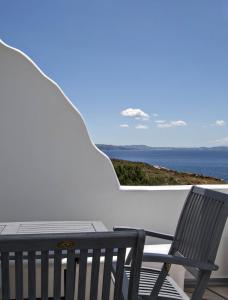 Porto Raphael Residences & Suites Tinos Greece