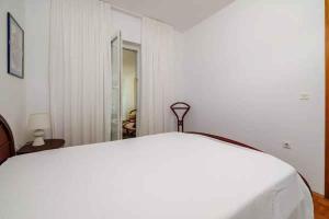 Apartment in Selce 51788