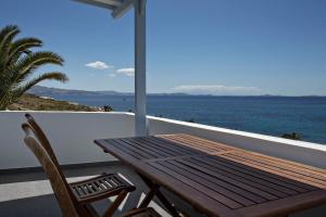 Porto Raphael Residences & Suites Tinos Greece