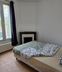 Arpajon Maison cozy jardin et parking à 35min de Paris BFM